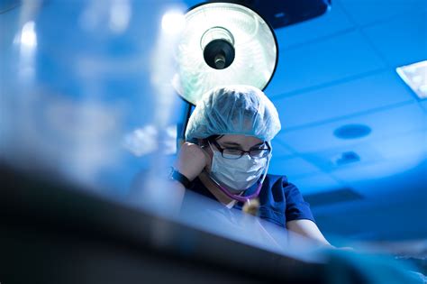 10 High-Paying Travel Surgical Tech Jobs For Labor Delivery