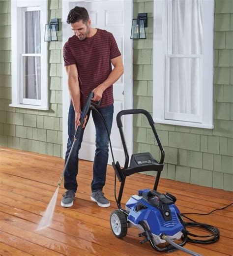 10 Pressure Washer Tech Tips For Beginners