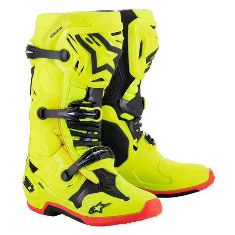 10 Reasons To Wear Tech 10 Boots