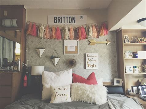 10 Texas Tech Decor Ideas For A Freshman Dorm Room