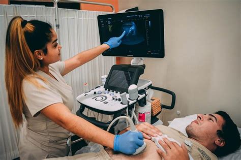 3 Ways An Ultrasound Tech Differs From A Nurse