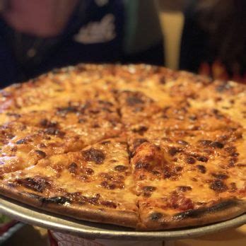 5 Best Pizza Spots Near Georgia Tech