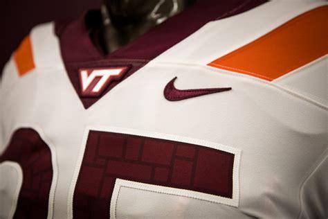 5 Best Virginia Tech Hokies Football Uniforms