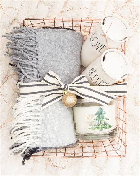 5 Cozy Virginia Tech Blanket Gift Ideas