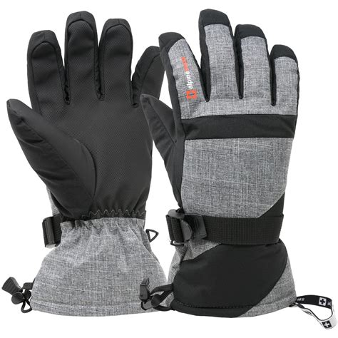 5 Essential Tech Gloves For Winter