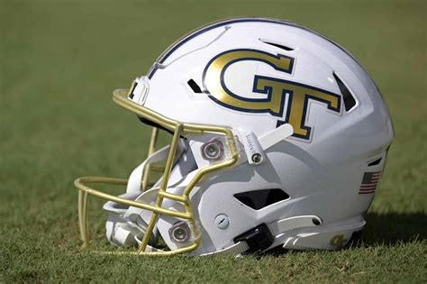 5 Georgia Tech Football Helmet Designs