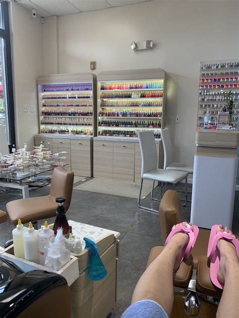 5 Steps To Become A Nail Tech In Knoxville Tn