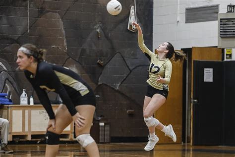 5 Ways Bergen Tech Volleyball Dominates The Court