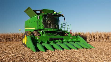 5 Ways Harvest Tech Corn Head Boosts Efficiency