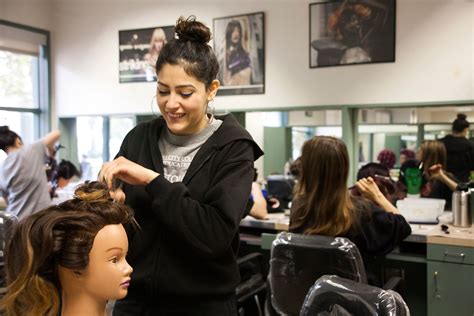 5 Ways Metro Tech Cosmetology School Prepares You