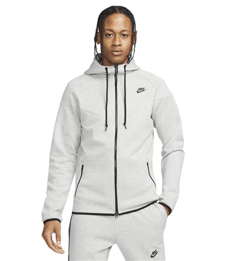 5 Ways Og Tech Fleece Revolutionized Athleisure Wear