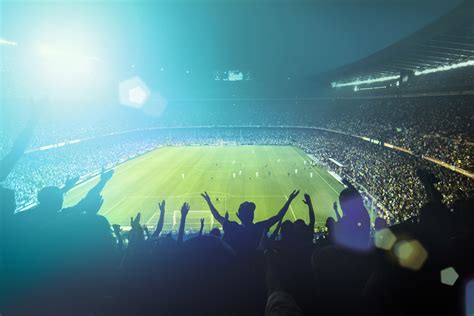 5 Ways Stadium Tech Centers Boost Fan Experience