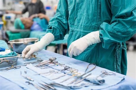 5 Ways To Become A Navy Surgical Tech