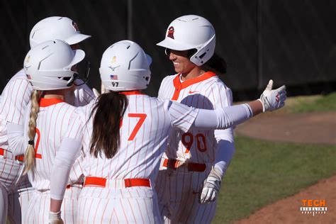 5 Ways To Improve Your Game At Virginia Tech Softball Camp