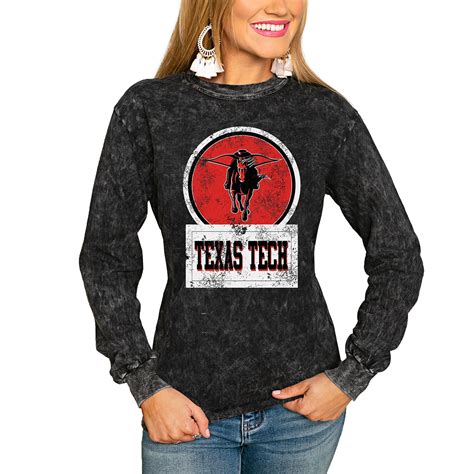 5 Ways To Rock A Texas Tech Sweatshirt For Women