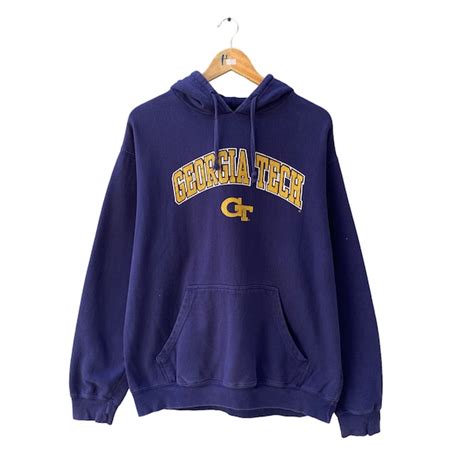 5 Ways To Rock A Vintage Georgia Tech Sweater