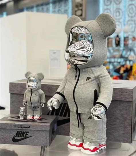 5 Ways To Style Nike Bearbrick Tech Fleece