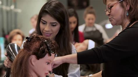 5 Ways Tulsa Tech Cosmetology Prepares You For Success