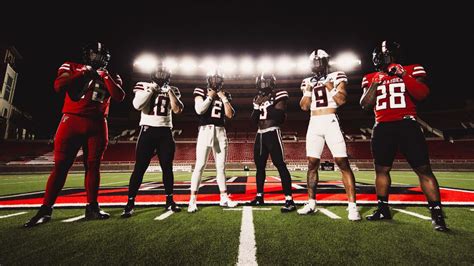 6 Ways To Rock A Texas Tech Football Jersey