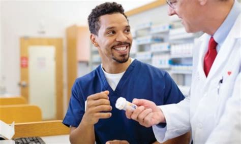 7 Lucrative Traveling Pharmacy Tech Job Opportunities