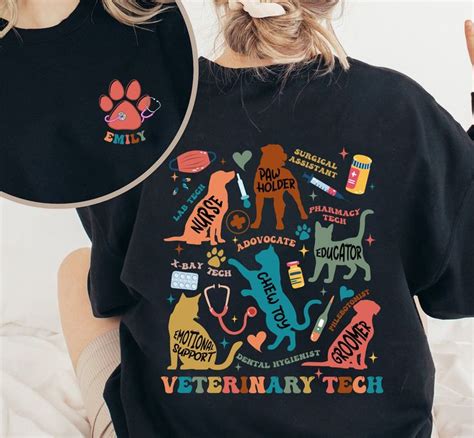 7 Must-Have Vet Tech Clothing Accessories