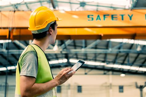 7 Ways Hse Tech Revolutionizes Workplace Safety