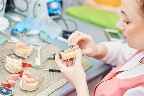 7 Ways To Become A Certified Dental Tech