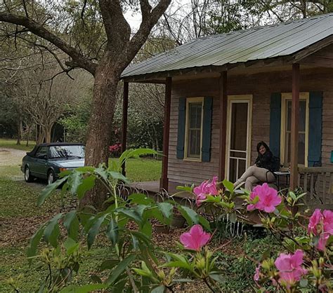 Bayou Teche Guest Cottage: Serene Louisiana Getaway Retreat