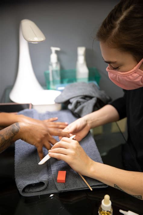 Best Nail Tech Programs In Georgia For 2023