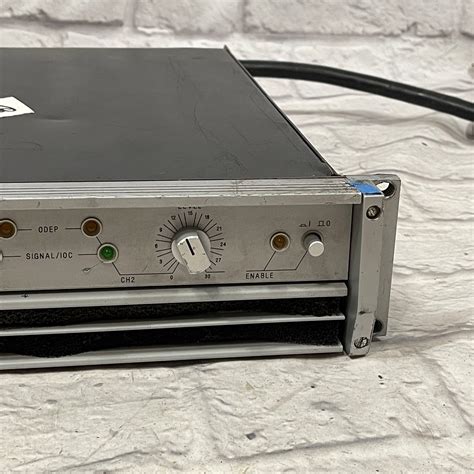 Crown Macro-Tech 2400: Professional Power Amplifier Review