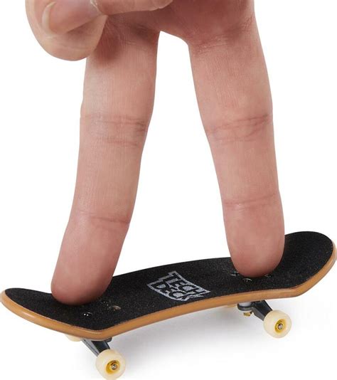 Finger Skate Tech Deck Shop: Ride The Mini Skateboarding Wave