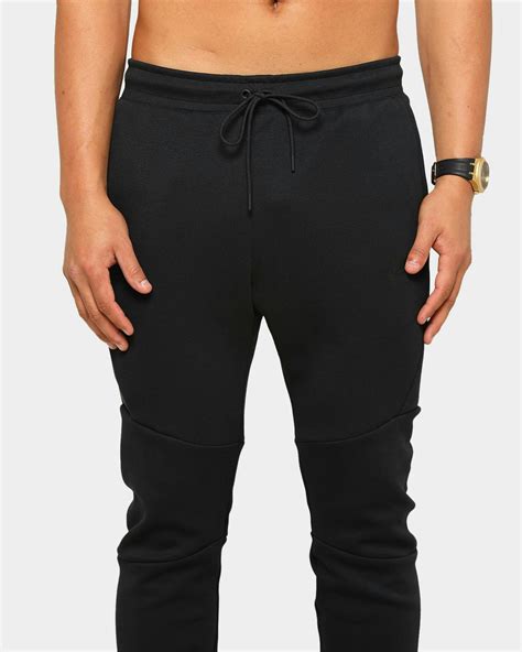 Mens Tech Jogger Pants For Comfort And Style