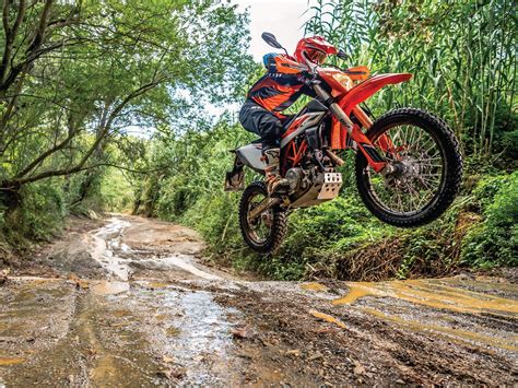 Moto Tech Dirt Bike Essentials For Off-Road Enthusiasts