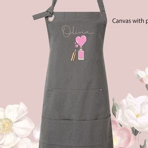 Nail Tech Apron: Essential Gear For Salon Professionals