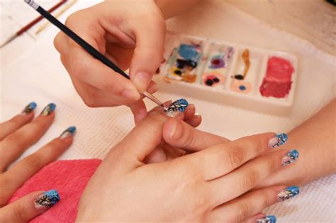 Nail Tech Schools In Arkansas: Find Your Dream School