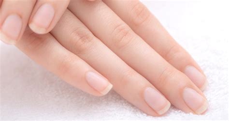 Natural Nail Tech: Enhance Your Nails Naturally