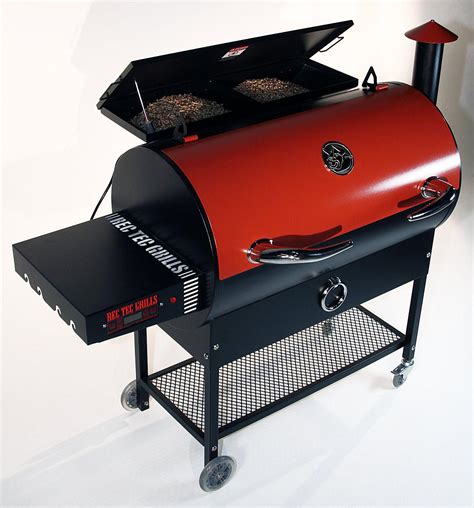 Retech Grill: Outdoor Cooking Innovation