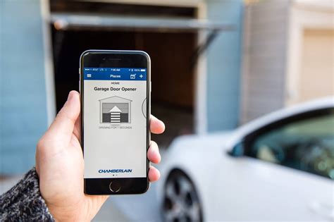 Smart Home Solutions: Tech Garage Door Innovations