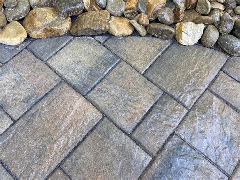 Techo Bloc Blu 60 Champlain Grey Pavers Overview