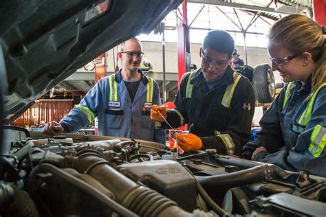 Top 5 Diesel Tech Schools In Illinois