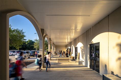 Village Tech School In Cedar Hill, Tx