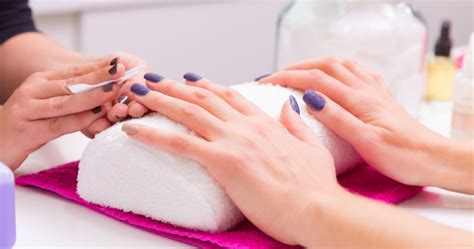 Washington State Online Nail Tech School Programs