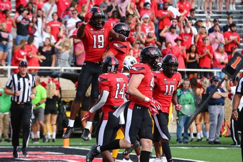 West Virginia Football Faces Off Against Texas Tech